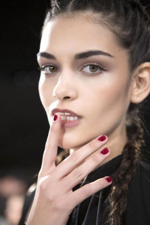 Матовый лак для ногтей. Матовые лаки для ногтей