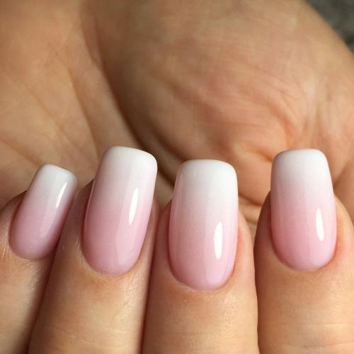 Какие покрытия лаком подойдут для нежно розового маникюра в новом году. Розовый маникюр: модные тенденции 2024 года