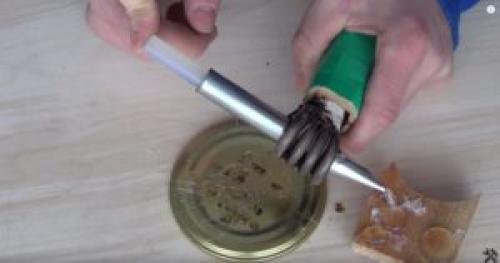 Чем заменить клеевой пистолет. Как сделать клеевой пистолет из водонагревателя