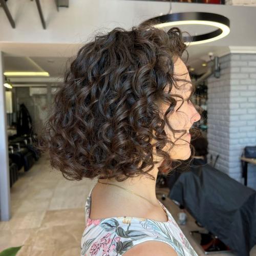 Какой формы стрижка подходит для кудрявых волос. Как выбрать правильную стрижку для кудрявых волос