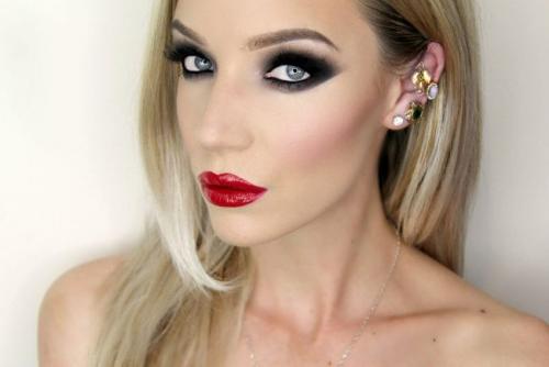 Как добиться идеального перехода цветов при создании смоки омбре на веках. Как сделать классический смоки?