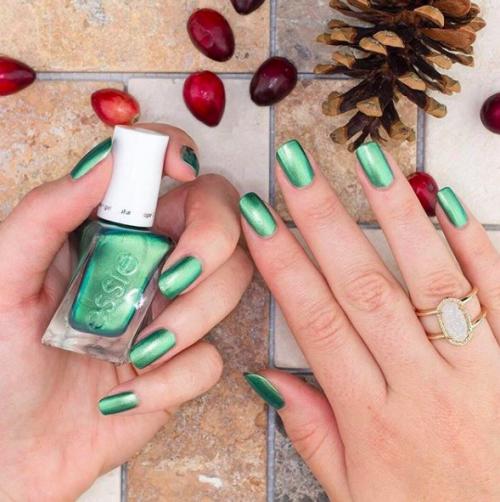 Чем отличаются лаки по мокрому лаку от обычных лаков для ногтей. Лак для ногтей от А до Я