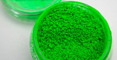 Какие проблемы могут возникнуть при ношении неонового маникюра в розовом цвете. Заказать бесплатный звонок