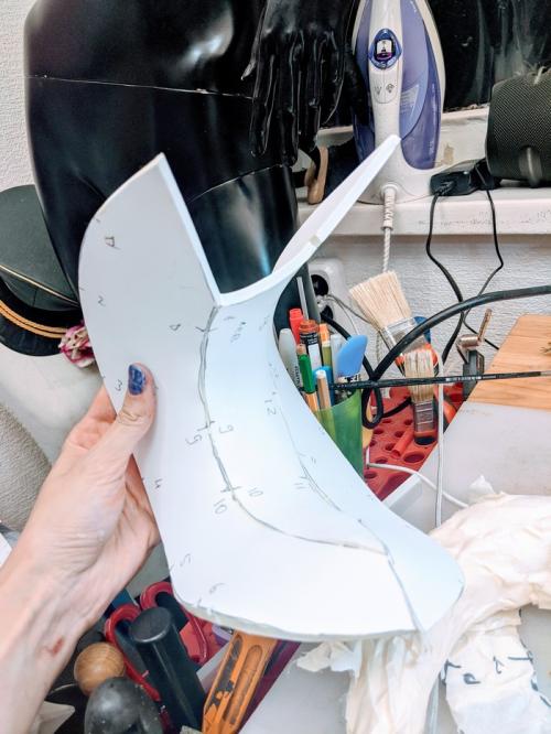 Можно ли окрасить или украсить рога различными элементами. Рога и корона, пост-процесс