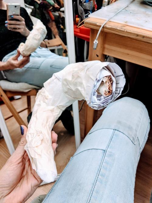 Можно ли окрасить или украсить рога различными элементами. Рога и корона, пост-процесс