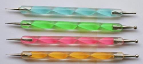 Как сделать простые рисунки на ногтях. Необходимые инструменты и материалы 04 Как сделать простые рисунки на ногтях. Необходимые инструменты и материалы 04