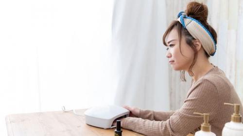 Как правильно сушить 3D-ногти после нанесения. Почему гель-лак плохо сохнет или морщится: как правильно пользоваться лампой