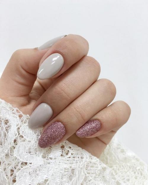 Какие дизайны ногтей можно использовать для создания гармоничного образа с платьем марсала. Красная книга: как сделать маникюр под красное платье?