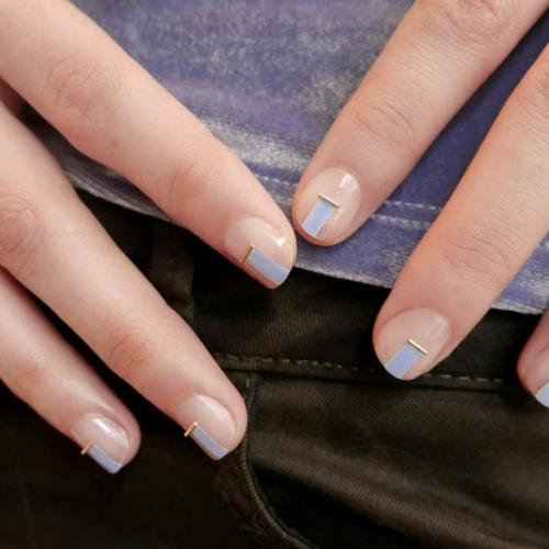 Прозрачный маникюр с цветами. Прозрачный маникюр — нежный, ненавязчивый и оригинальный маникюр на фото новинках!