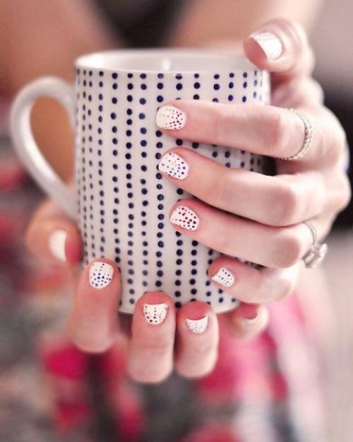 Цветы дотсом на ногтях. Рисунки на ногтях дотсом: инструкция для начинающих