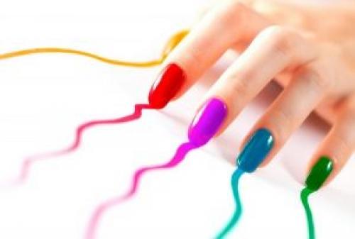 Идеальный маникюр к красному платью: тренды и советы 28