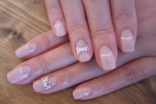 Идеальный маникюр к красному платью: тренды и советы 03