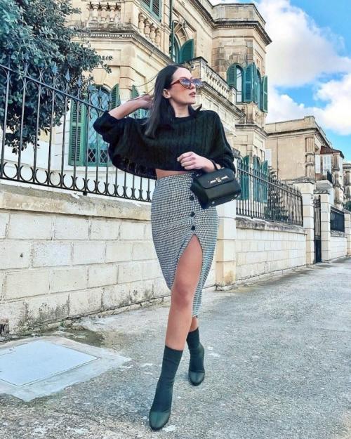 Малиновую юбку с чем носить. С чем носить? 18