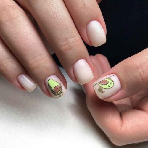 Маникюр с разными цветами на руках. Декор на разноцветном маникюре 11 Маникюр с разными цветами на руках. Декор на разноцветном маникюре 11