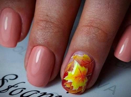Маникюр с разными цветами на руках. Декор на разноцветном маникюре 08 Маникюр с разными цветами на руках. Декор на разноцветном маникюре 08