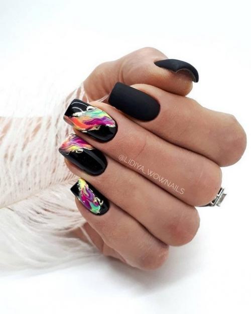 Окутанный загадкой черный маникюр. 04 Окутанный загадкой черный маникюр. 04