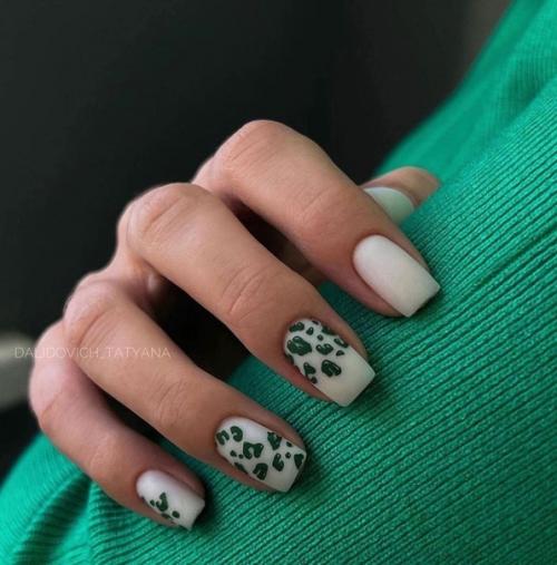 Геометрические узоры маникюру современность и точность придают. 06