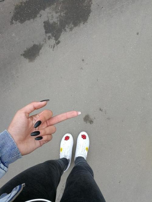 Анонимно пожалуйста. Недавно маникюр на дому делала. 02 Анонимно пожалуйста. Недавно маникюр на дому делала. 02