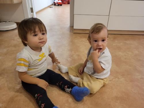 Спасибо тем, кто смог прийти и поздравить нашего кроху. 02