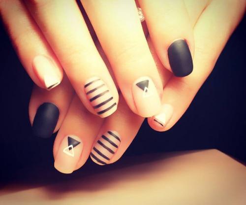 Милые девушки, я мастер маникюра и педикюра? 04