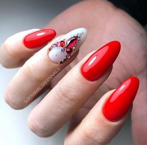 Идеи маникюра в красном цвете. 05