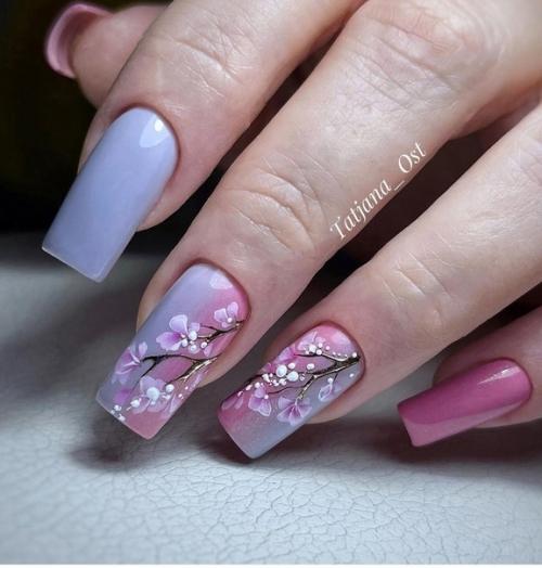 8 марта - прекрасный повод хотя - бы раз в год сделать дизайн с цветами. 03