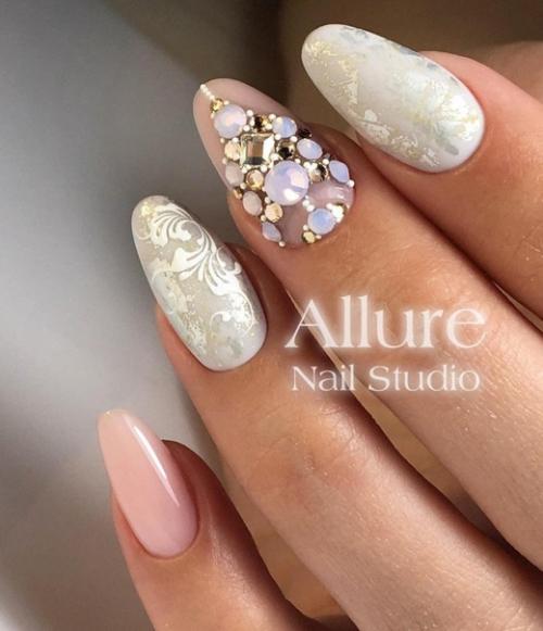 Узоры и вензеля на ногтях. 10. 06