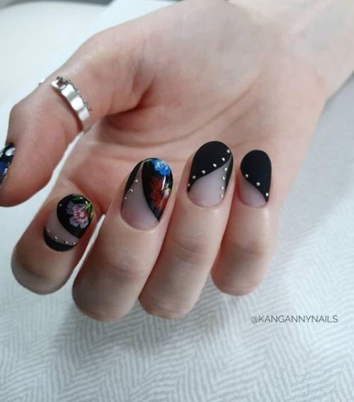 Короткие чёрные ногти. 10. 08