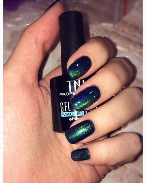 В 1961 году американский профессор аш собрал в одной комнате семь человек. 06 В 1961 году американский профессор аш собрал в одной комнате семь человек. 06