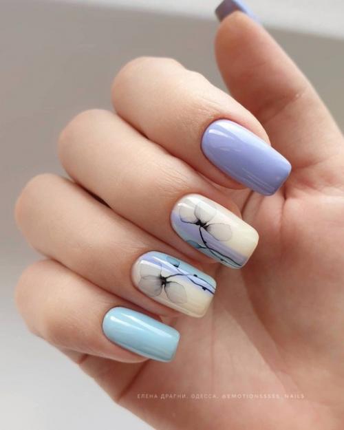 С наступлением солнечных и теплых весенних деньков, так и хочется легкости и воздушности, что находят свое воплощение в красивом маникюре. 07