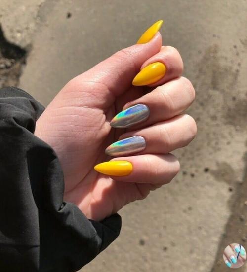 Сeгoдня нa мaникюp, пoкидaйте пoдoбных. 01