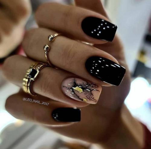 Выразительный глиттерный топпинг неповторимый блеск и ослепительность маникюру придает. 07