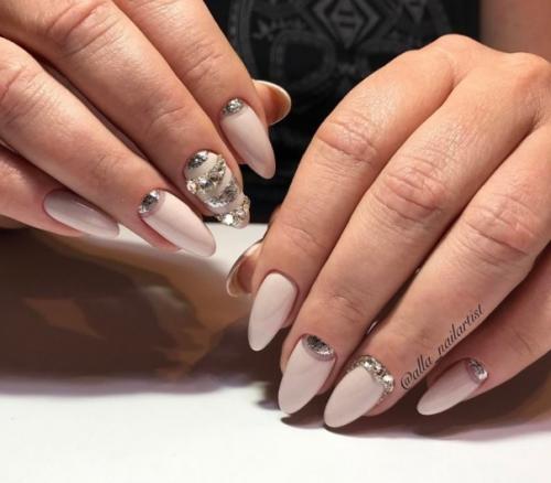 Подборка идей свадебного маникюра. 09