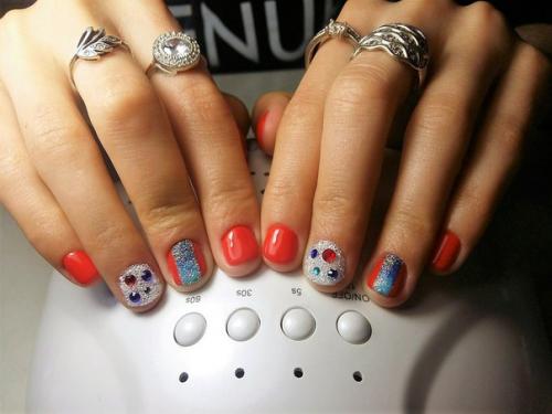 Привет!  Работаю три месяца. 04