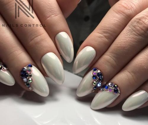 Подборка идей свадебного маникюра. 02