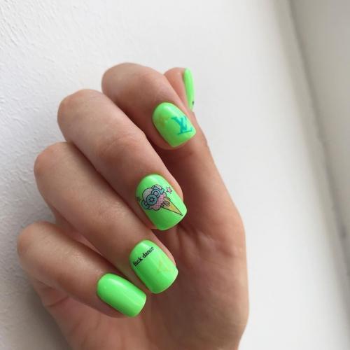 Короткие яркие ногти. 10. 02