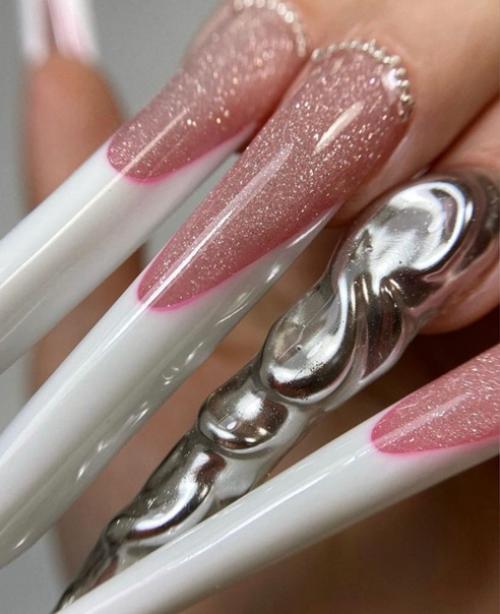 Вы не понимаете - обратилась бы я так ко всем косящимся на меня бабкам! 03