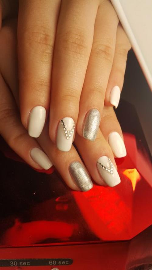 Анонимно пожалуйста. Дорогие девушки оцените работы пожалуйста, на что стоит обратить внимание? 07