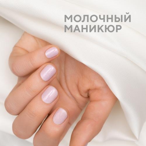 Ты точно видела мемы про девушек на маникюре, которые часами не могут выбрать цвет лака. 03