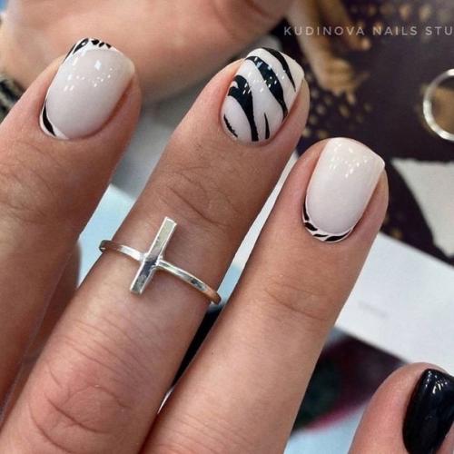 Визуальное наслаждение: новый маникюр - это прекрасное зрелище, которое доставляет нам визуальное наслаждение. 01