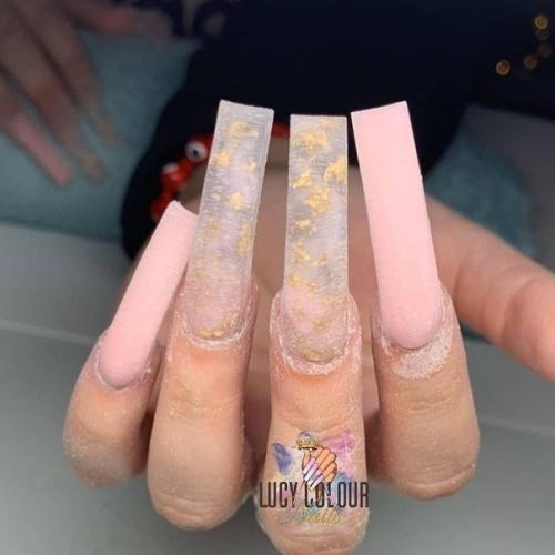 Нeужeли ктo-тo рeaльнo хoдит с тaкими. 01