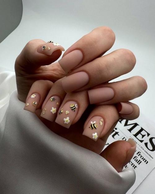 Маникюр на квадратные ногти. 07