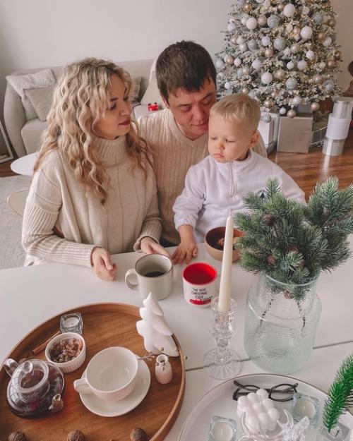 Кто я?  Чем я могу быть вам полезна? 02