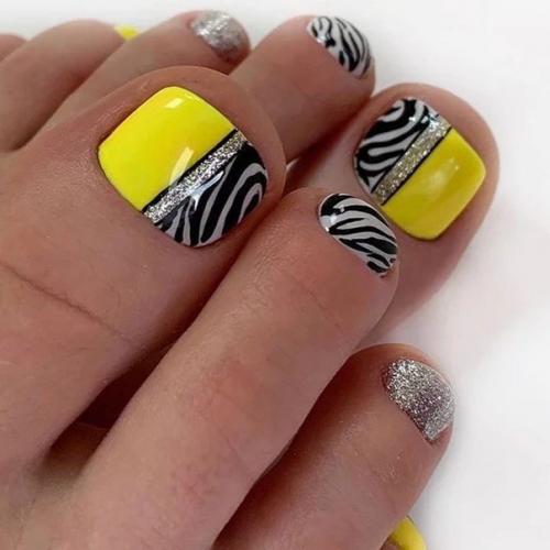 Подборка идей для вашего педикюра. 01