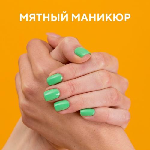 Ты точно видела мемы про девушек на маникюре, которые часами не могут выбрать цвет лака. 05