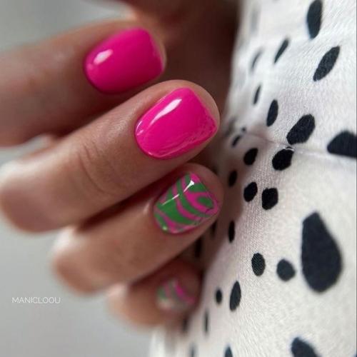 Визуальное наслаждение: новый маникюр - это прекрасное зрелище, которое доставляет нам визуальное наслаждение. 03