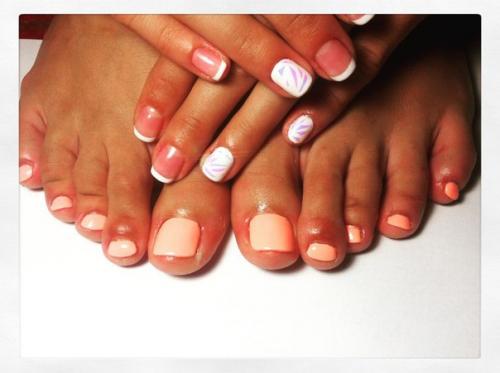 Девчонки привет. Я мастер маникюра и педикюра? 04