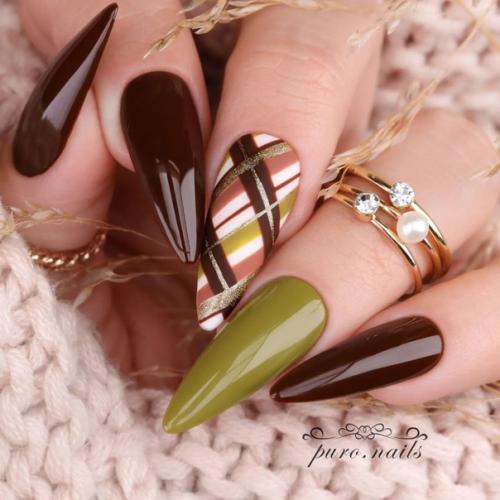 Идеи осеннего маникюра на длинные ногти. 08