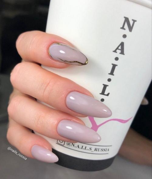 Казалось бы, такой минималистичный дизайн, но стоит добавить пару элементов и получается вот такая красота. 01