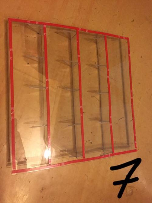 Здравствуйте самые злые мастера делать было нечего, пластик взят из лифта с рекламы (он сам упал). 06